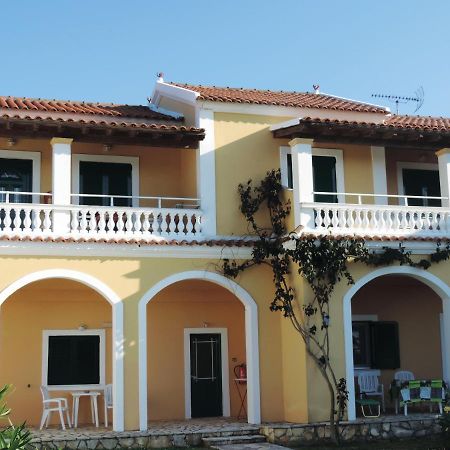 Apartments Peli-Maria Agios Stefanos Avliotes  Exterior photo