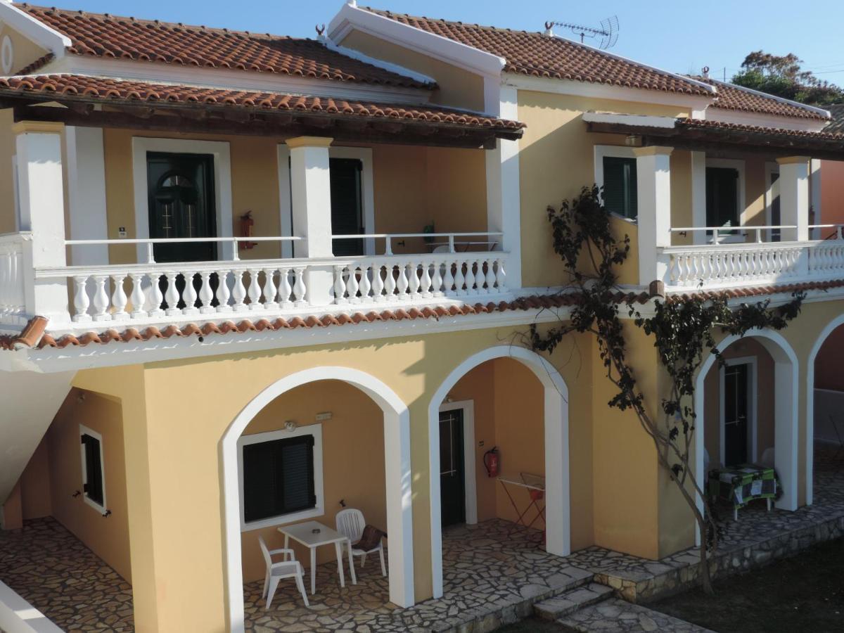 Apartments Peli-Maria Agios Stefanos Avliotes  Exterior photo